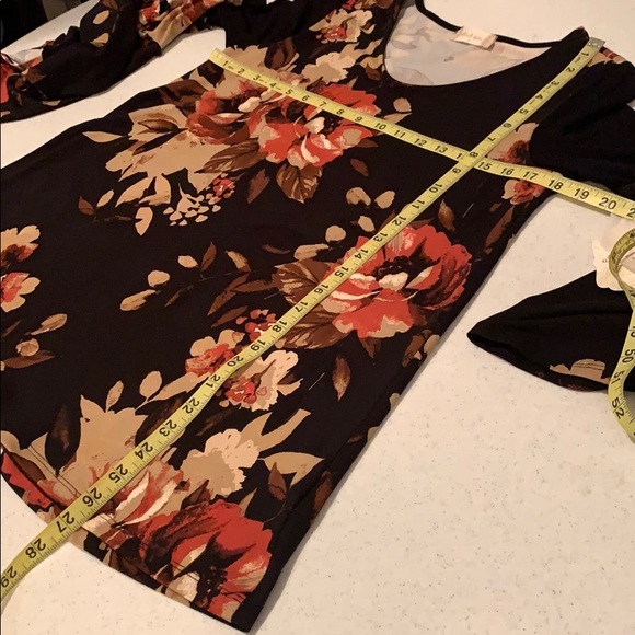 NWT Altar’d State  Blouse - Picture 5 of 8